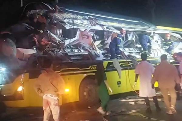 Nhân chứng kể cảnh tượng tang thương vụ tai nạn xe khách 5 người chết-3