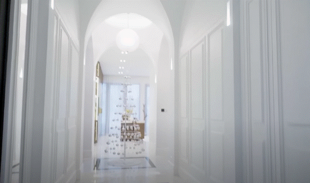 Bà hoàng Hermes tiếp tục đập hộp dinh thự rộng gần 750m2 ở Singapore: Riêng phòng tắm và nhà bếp được ốp đá cẩm thạch quý hiếm-3