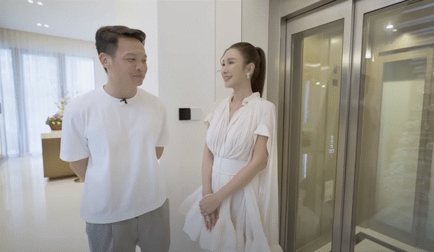 Bà hoàng Hermes tiếp tục đập hộp dinh thự rộng gần 750m2 ở Singapore: Riêng phòng tắm và nhà bếp được ốp đá cẩm thạch quý hiếm-14