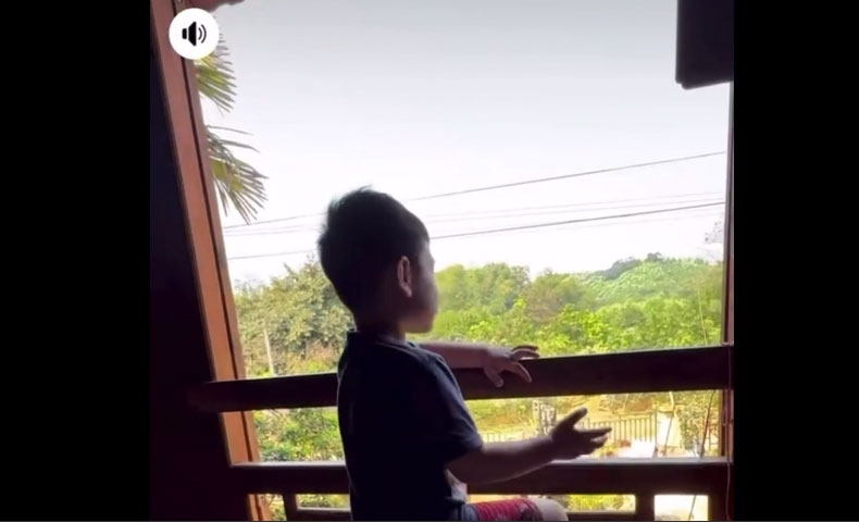 Chạnh lòng khi nghe cháu trai Bùi Tiến Dũng gọi: Nội ơi, sao ông nội bay lên trời?-1