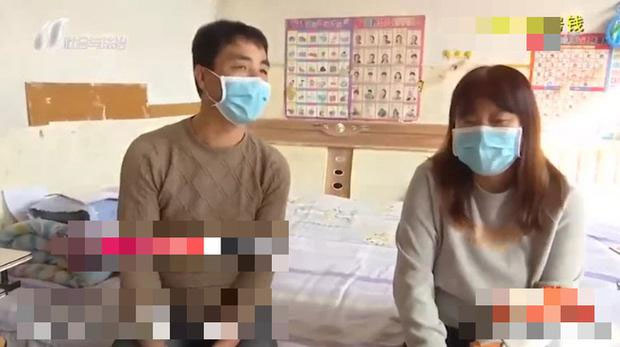 Nghi vợ lấy tiền mang cho chị gái sửa nhà, chồng lén lút làm một việc khiến cả hai suýt ly hôn-1