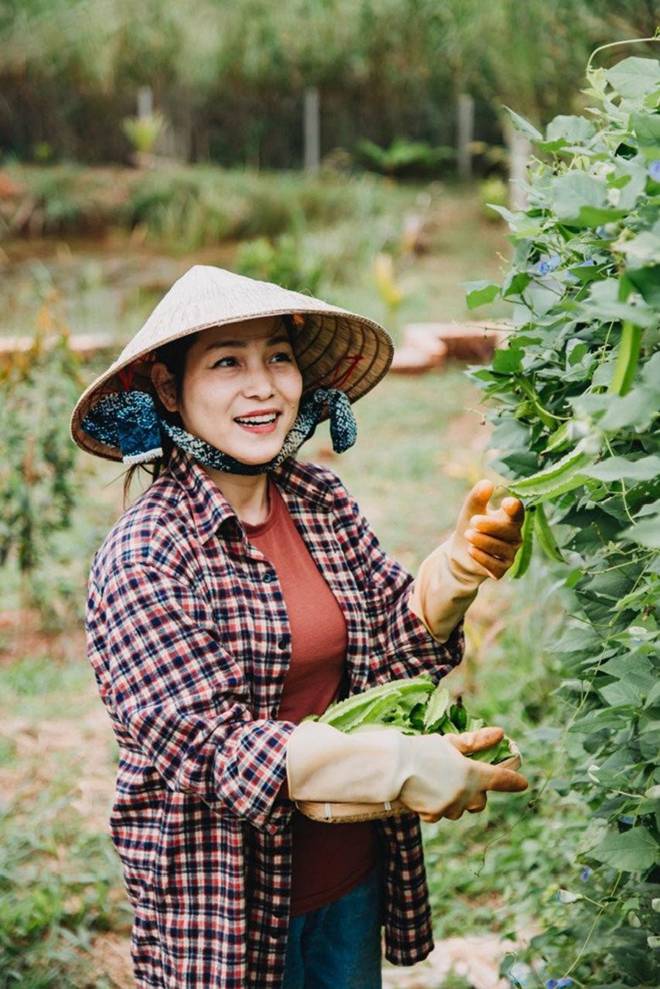Nữ ca sĩ 8X nay thành nông dân, sống trong cơ ngơi xinh đẹp trên mảnh đất 2.000m2 ở thành phố ngàn hoa-15