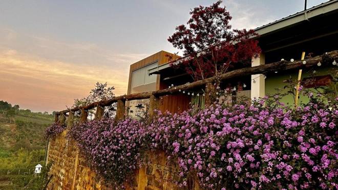 Nữ ca sĩ 8X nay thành nông dân, sống trong cơ ngơi xinh đẹp trên mảnh đất 2.000m2 ở thành phố ngàn hoa-20