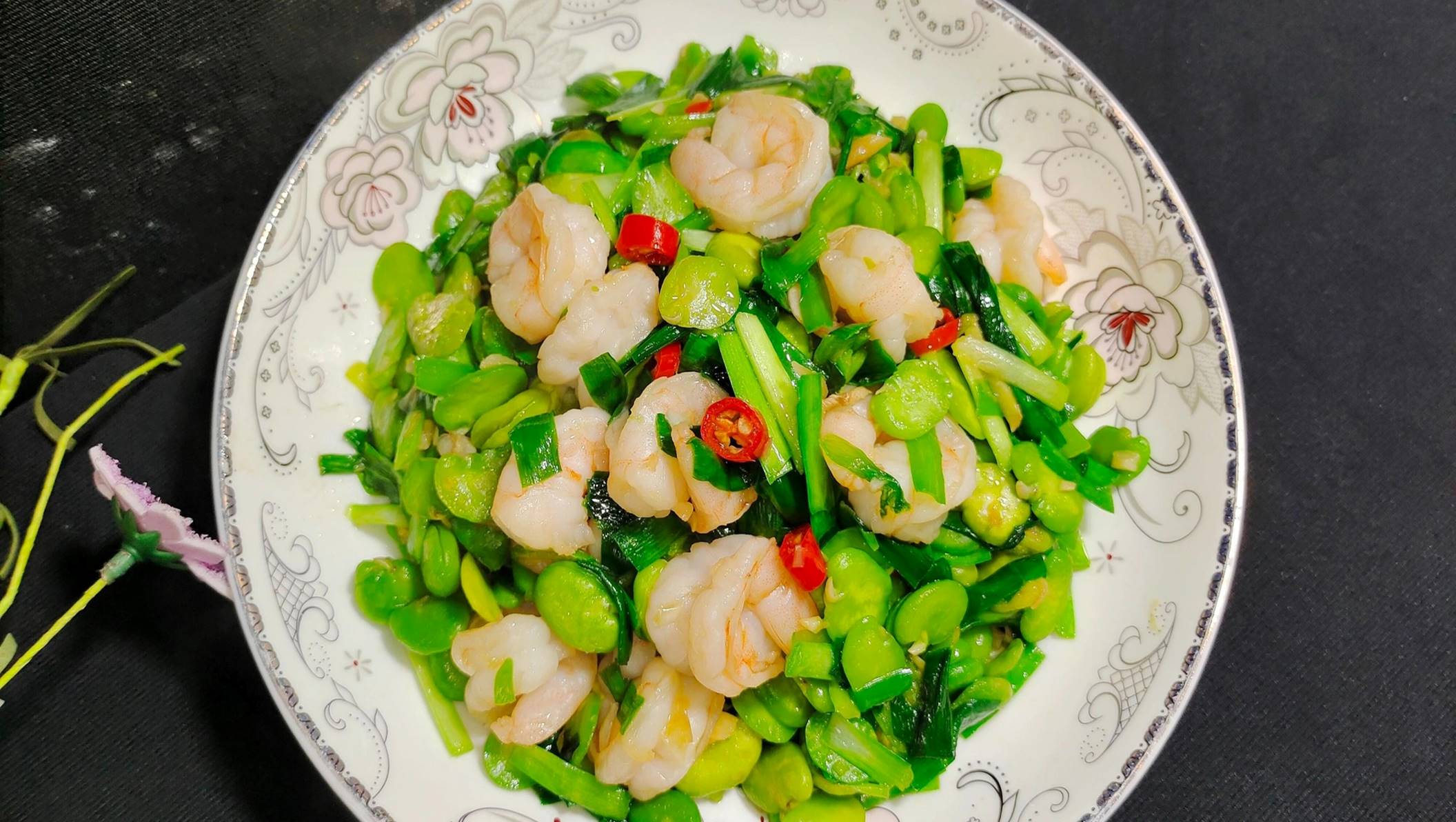 Loại hạt xuân xanh mướt, cải thiện trí thông minh, tốt cho xương khớp, xào với tôm thơm phức-4