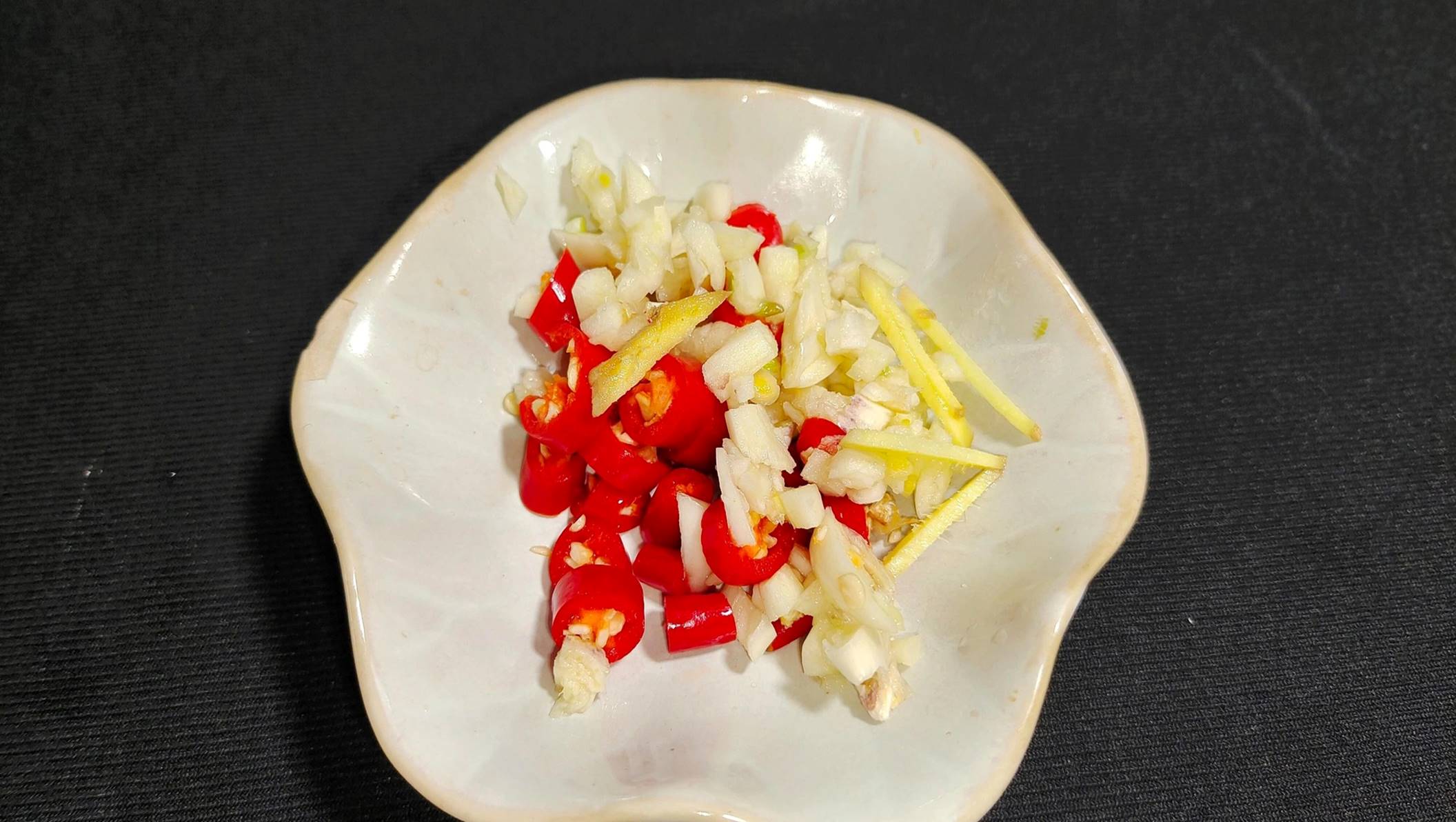 Loại hạt xuân xanh mướt, cải thiện trí thông minh, tốt cho xương khớp, xào với tôm thơm phức-7