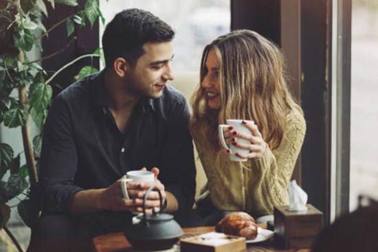Độc lạ hẹn hò: Trai đẹp mời bạn gái ăn hải sản rồi 1 tuần sau yêu cầu cô thanh toán hóa đơn tiền điện nhà anh ta