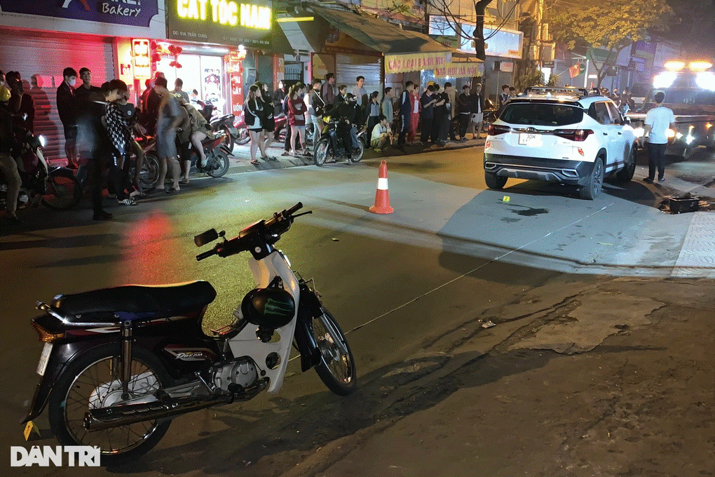 Hà Nội: Sau va chạm giao thông, phát hiện nữ tài xế dính cồn kịch khung-1