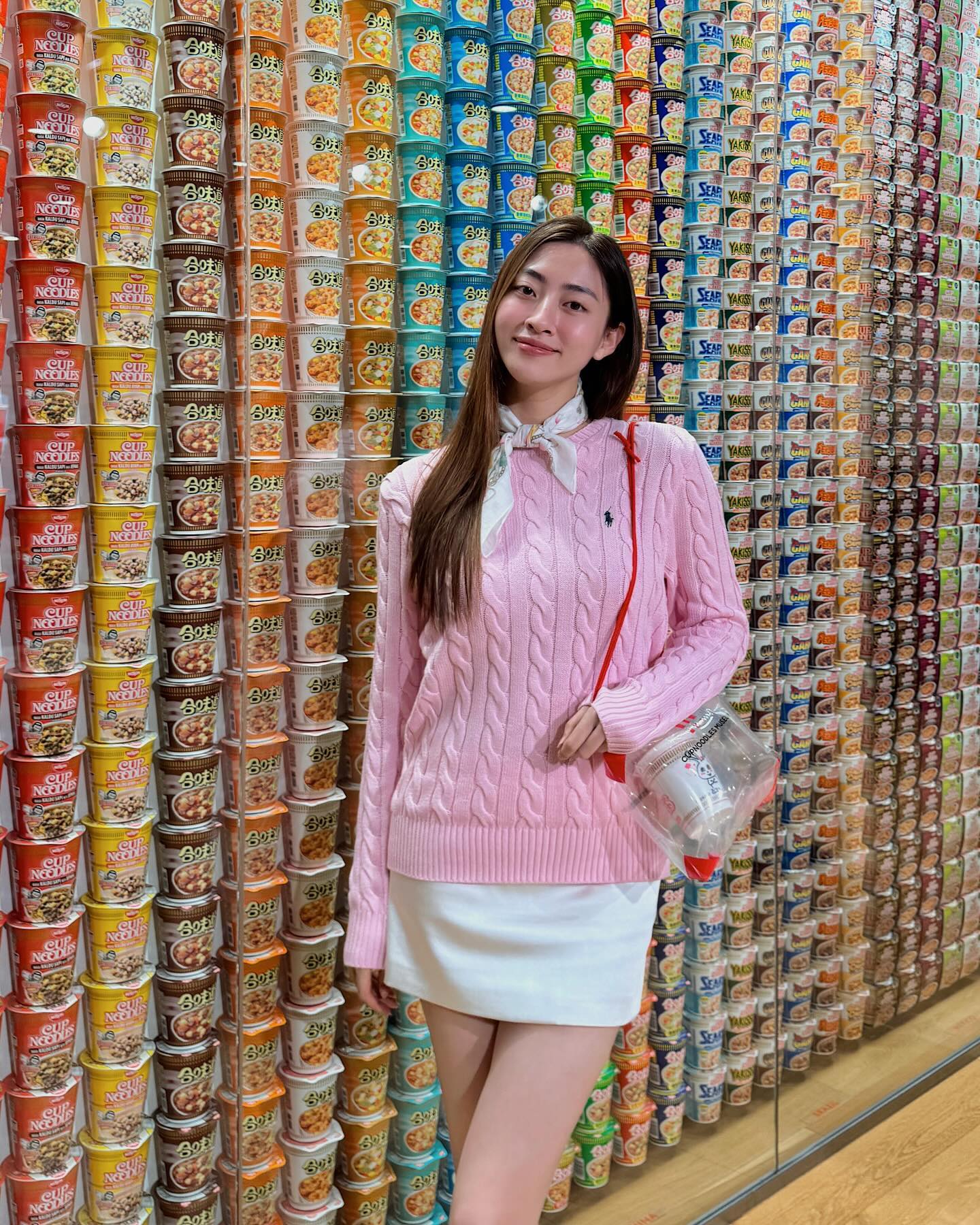 Mỹ nhân Việt gợi ý 4 kiểu chân váy ngắn đáng sắm nhất vì cứ mặc là trẻ ra vài tuổi-8