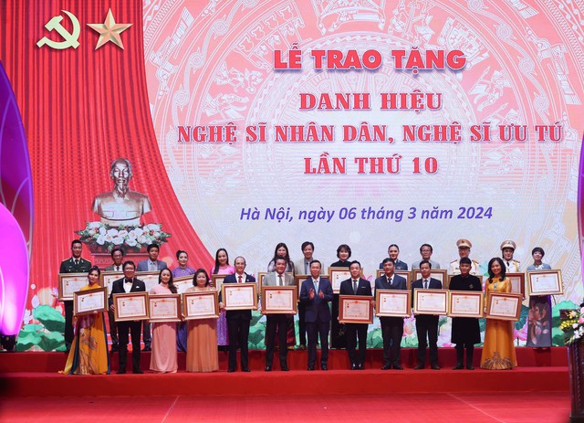 Ngọc hoàng Quốc Khánh, Xuân Bắc, Thanh Lam... nhận danh hiệu NSND-4