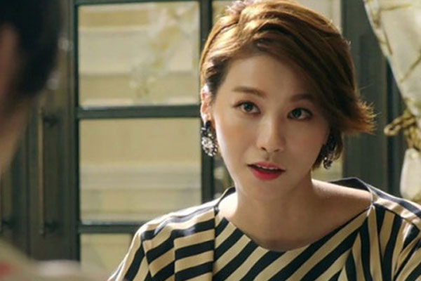 Bị mẹ bạn trai ra điều kiện quá đáng, tôi tuyên bố chia tay rồi bỏ về, không ngờ anh lại níu kéo bằng 1 số tiền lớn-2