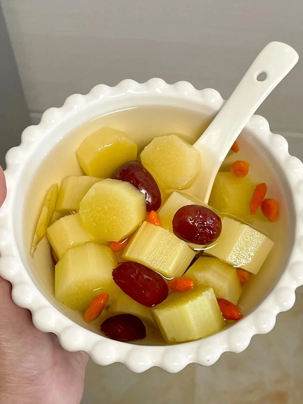 Mùa xuân cho trẻ uống thêm 3 loại nước vừa dưỡng ẩm phổi, ngừa ho, lại tăng cường miễn dịch-2