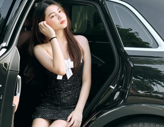 Con gái dậy thì xinh như hoa hậu, nhiều bạn trai đứng canh trước cửa nhà, Quyền Linh phải đuổi khéo-1