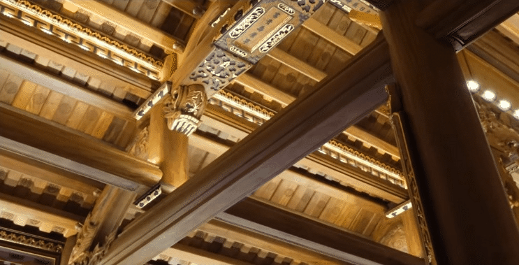 Biệt phủ phong cách làng quê ở Thanh Hóa khiến người ta trầm trồ bởi vẻ ngoài khiêm nhường nhưng ẩn chứa cả một cơ ngơi vàng bên trong-5