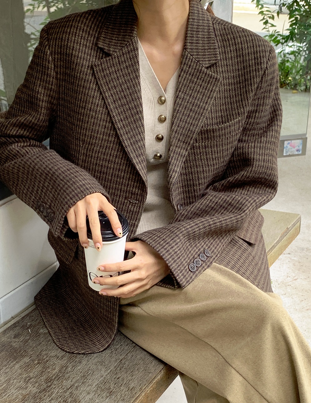 5 mẫu blazer nên có trong tủ đồ để luôn mặc đẹp mỗi ngày-11