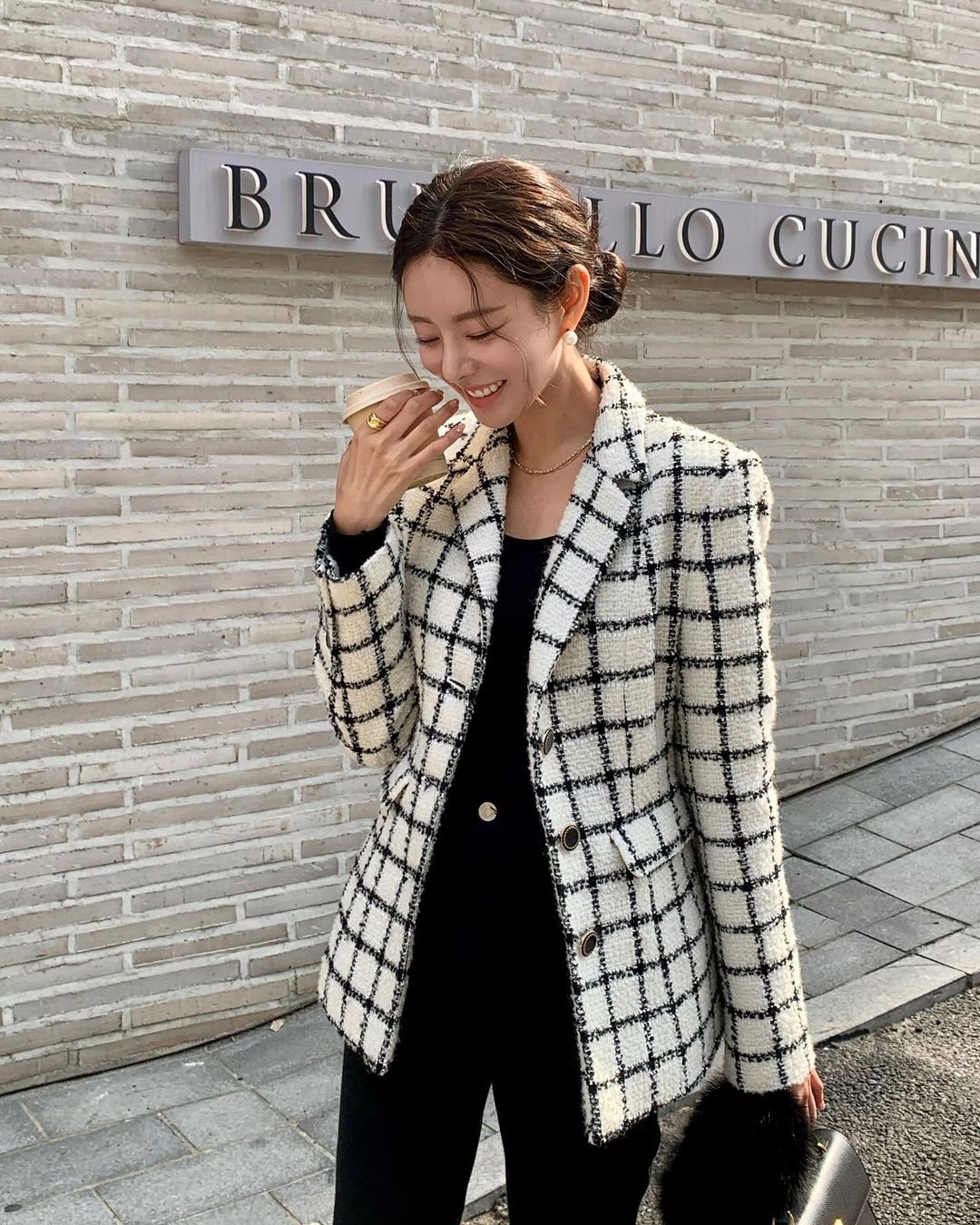 5 mẫu blazer nên có trong tủ đồ để luôn mặc đẹp mỗi ngày-6