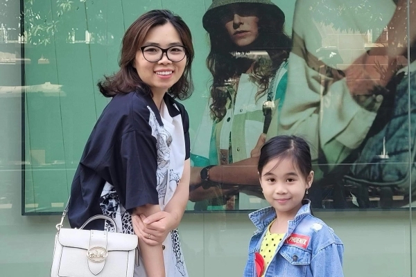 Con chỉ ăn cháo do giúp việc nấu, mẹ lập tức sa thải khi biết nguyên nhân-2