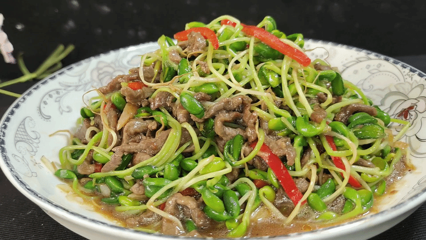 Loại rau nhân sâm xanh ít người biết, siêu vitamin, bổ máu, lợi gan, xào thịt bò cực giòn ngọt-2