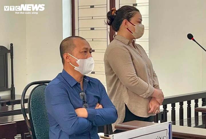 Hai bị cáo vụ gửi con đi chữa bệnh, nhận lại hũ tro cốt cùng được hưởng án treo-3