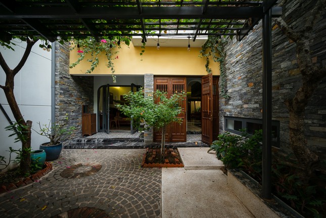 Bình yên cất giấu trong ngôi nhà hiện đại kết hợp phong cách Đông Dương-4