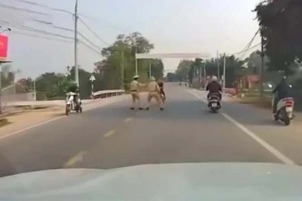 Người đàn ông kinh doanh bất động sản nhảy sông tự tử-2