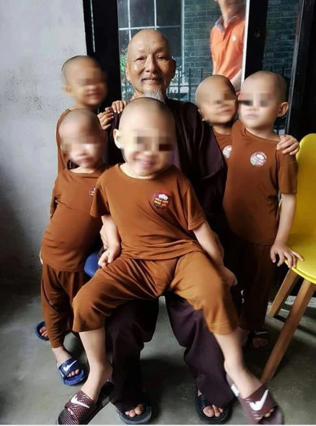 Diễn biến mới nhất vụ mẹ cho Tịnh thất Bồng Lai nuôi con rồi đòi lại: Tòa án ra quyết định bất ngờ-2