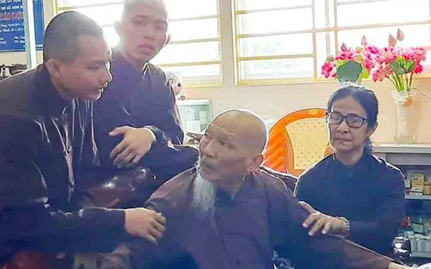 Diễn biến mới nhất vụ mẹ cho Tịnh thất Bồng Lai nuôi con rồi đòi lại: Tòa án ra quyết định bất ngờ-3