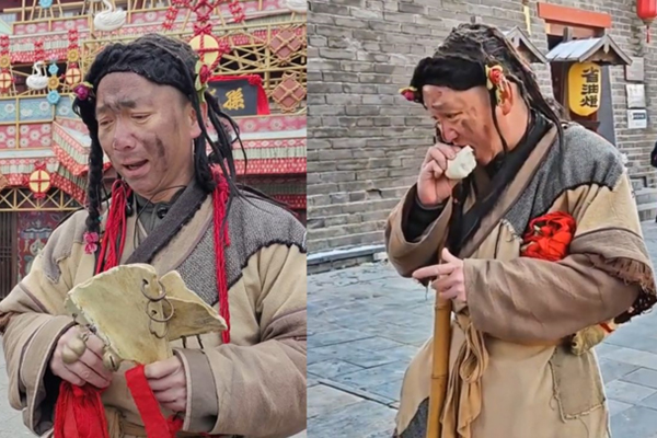 Malaysia: Người đàn ông cất xe SUV đi ăn xin kiếm 2,6 triệu đồng/đêm-2