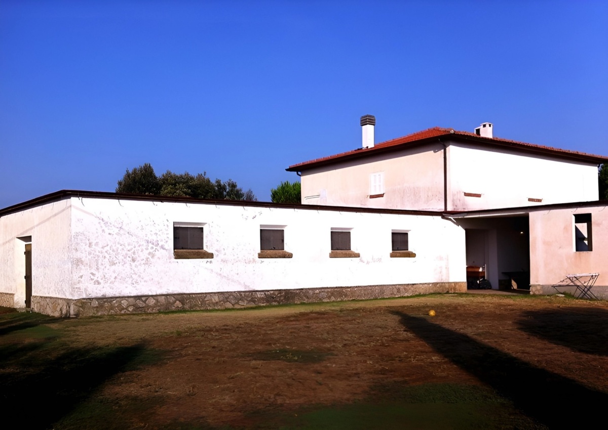 Hoa hậu giàu nhất Việt Nam Ngô Mỹ Uyên sống ra sao bên Ý?-11