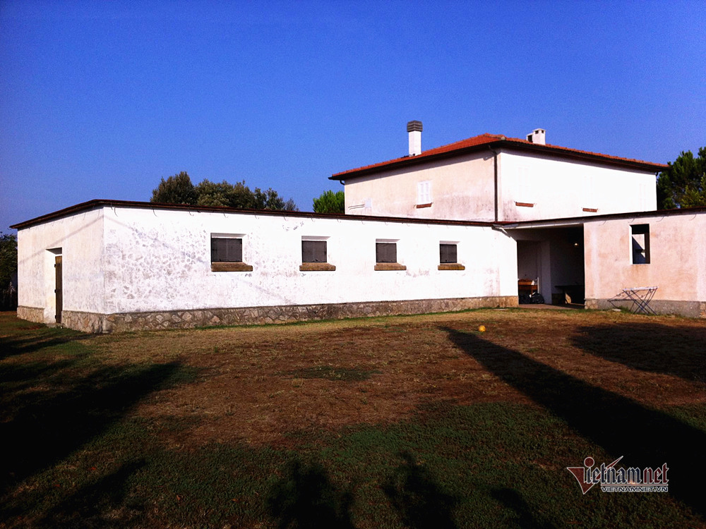 Hoa hậu giàu nhất Việt Nam Ngô Mỹ Uyên sống ra sao bên Ý?-22