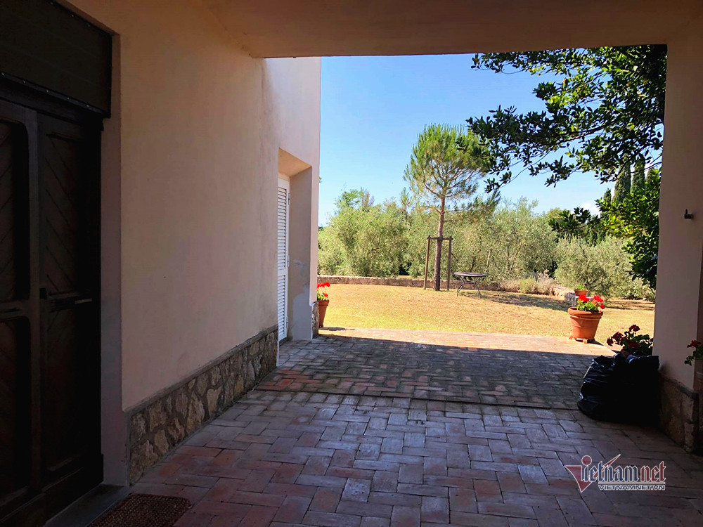 Hoa hậu giàu nhất Việt Nam Ngô Mỹ Uyên sống ra sao bên Ý?-23