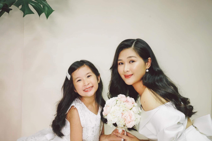 Phỏng vấn nóng Huy Khánh về tin đồn ly hôn, vợ tự đưa con gái sang Phần Lan đã được 3 tháng-6