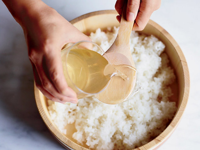 Cắm cơm bao năm vẫn bữa nhão bữa khô, thêm 1 thứ này cơm dẻo thơm hơn lại ngon miệng-3