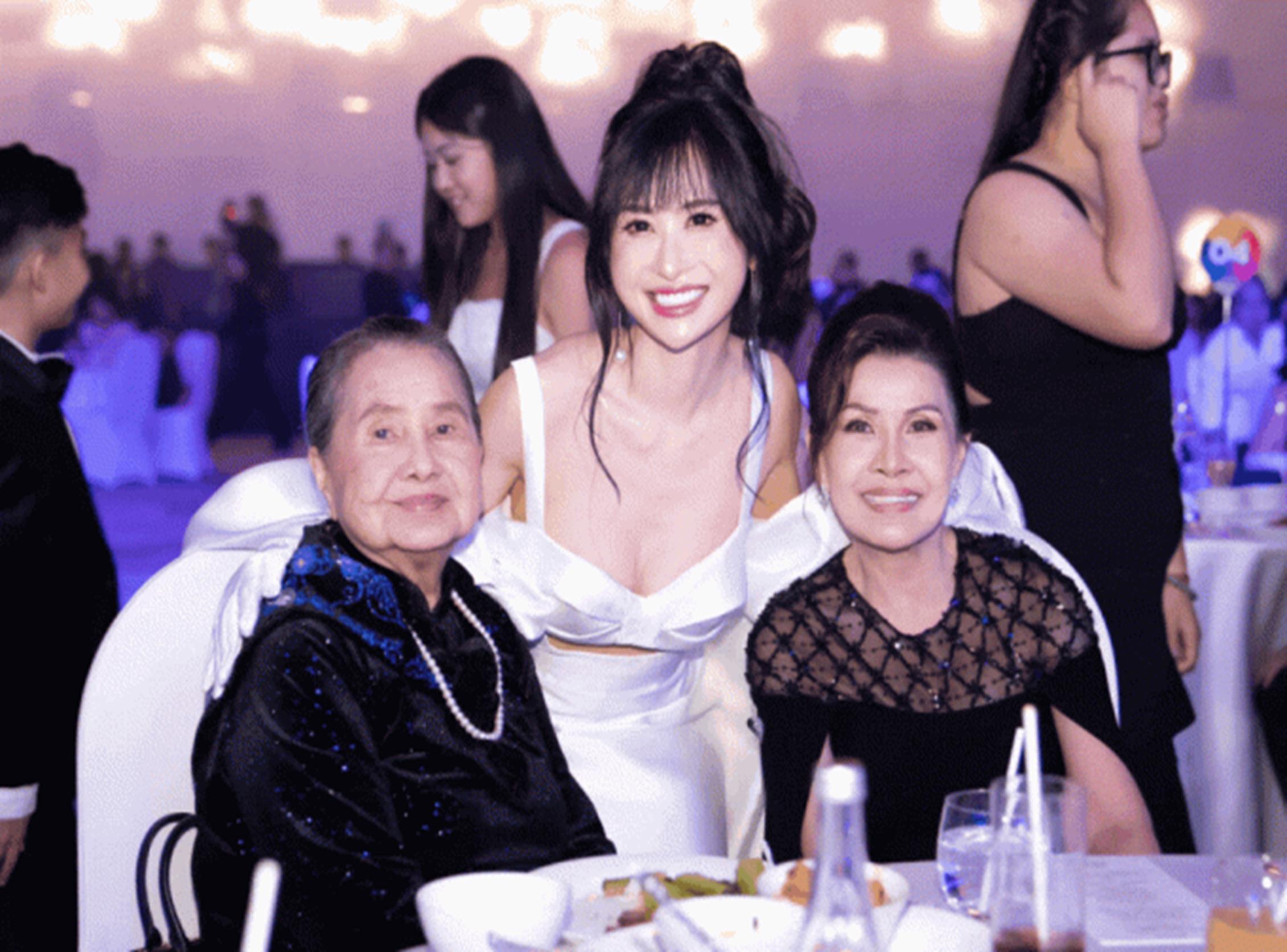 Luôn bị nghi ngờ về danh phận, con dâu tập đoàn nghìn tỷ tung tin nhắn với nhân vật quyền lực nhất nhà để làm rõ tất cả-3