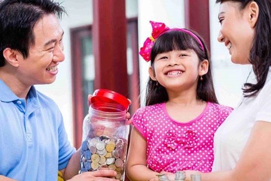 8 mẹo hữu ích dạy trẻ về tiền