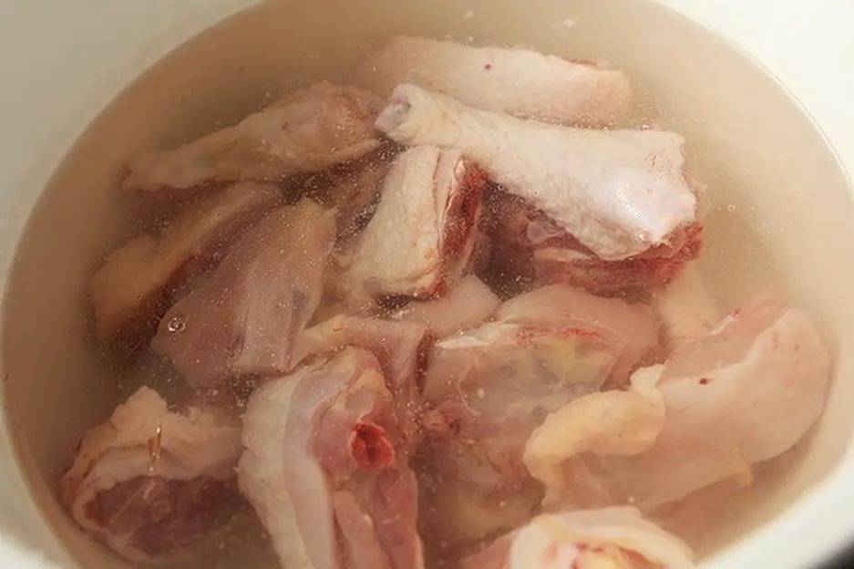 Bí quyết giúp làn da của chị em mỗi ngày thêm đẹp: Món canh vừa ngon, bổ dưỡng lại rất dễ nấu-2