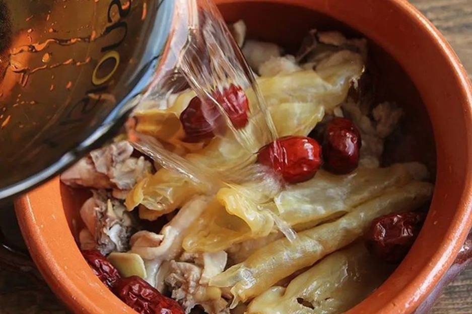 Bí quyết giúp làn da của chị em mỗi ngày thêm đẹp: Món canh vừa ngon, bổ dưỡng lại rất dễ nấu-3