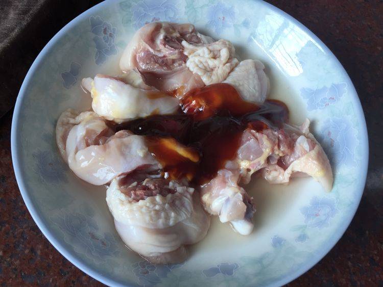 Hai món gà chế biến với khoai môn thơm ngon hấp dẫn-3