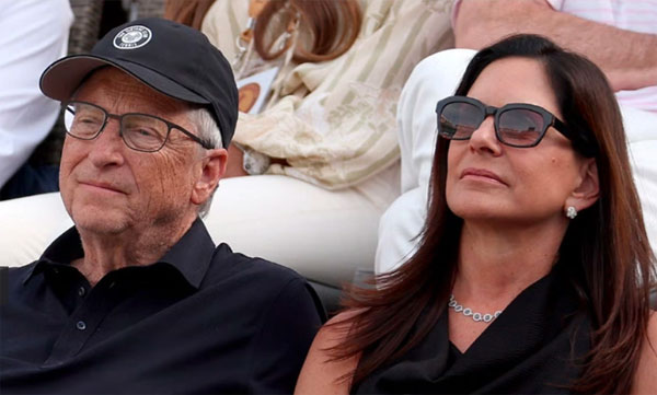 Hé lộ người phụ nữ tới Việt Nam cùng tỷ phú Bill Gates: Goá phụ 62 tuổi, trẻ trung như thiếu nữ, đang là chủ tịch hội tennis-2