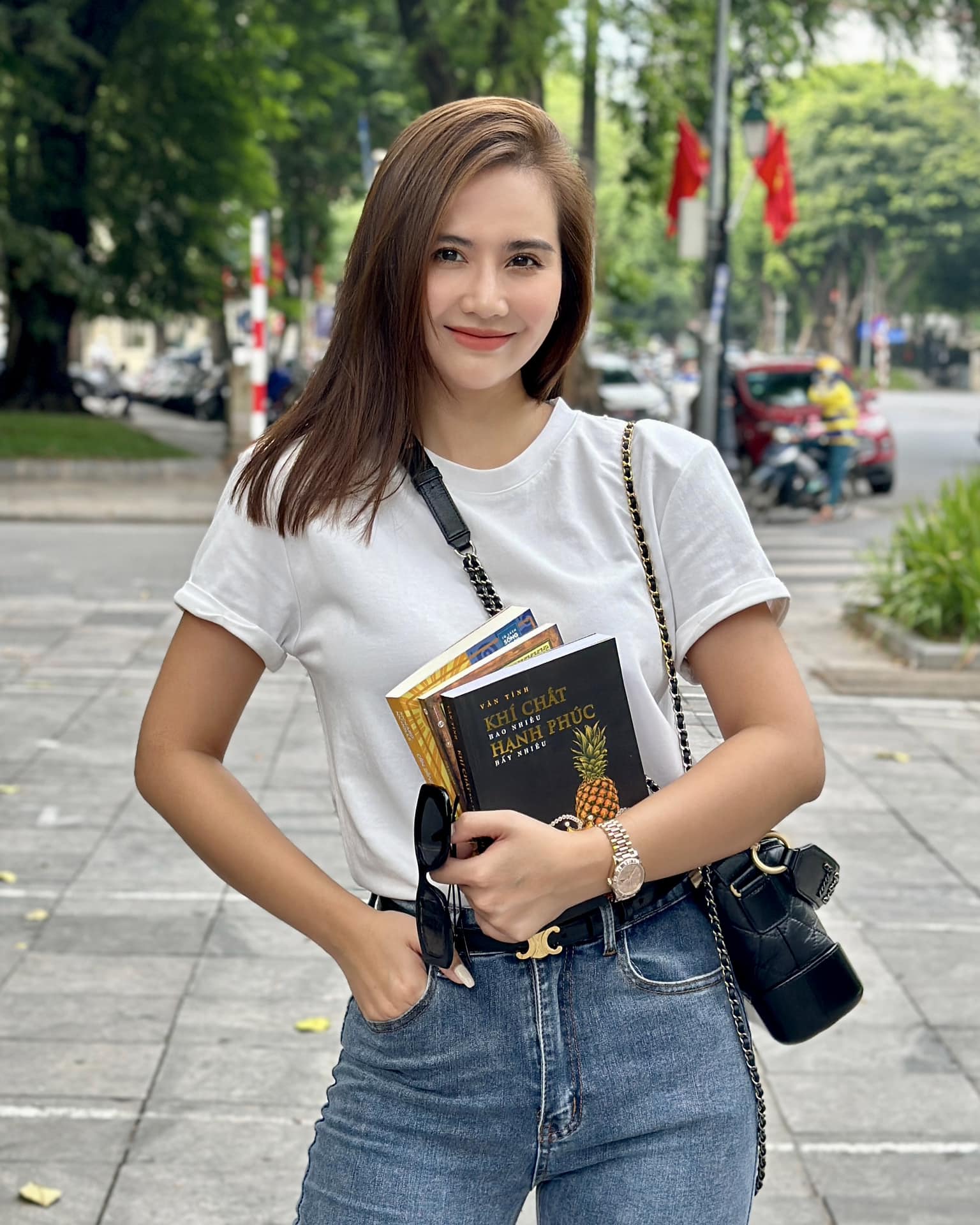 5 món thời trang là bảo bối hack tuổi của sao Việt U40-2