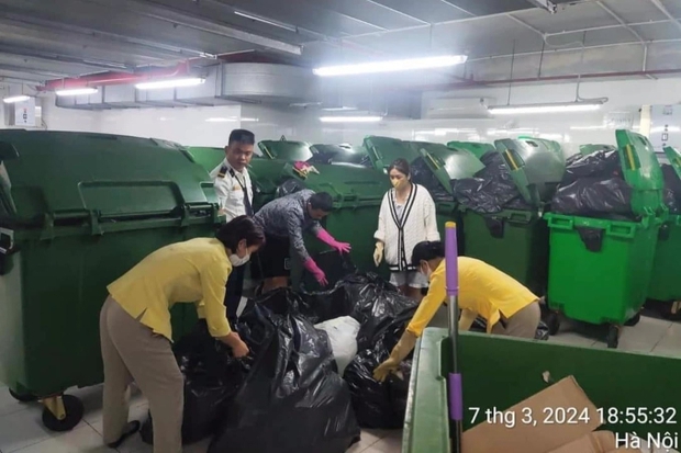 Lục tung tất cả thùng rác chung cư để tìm kim cương bị vứt và cái kết bất ngờ của đôi vợ chồng ở Hà Nội-1