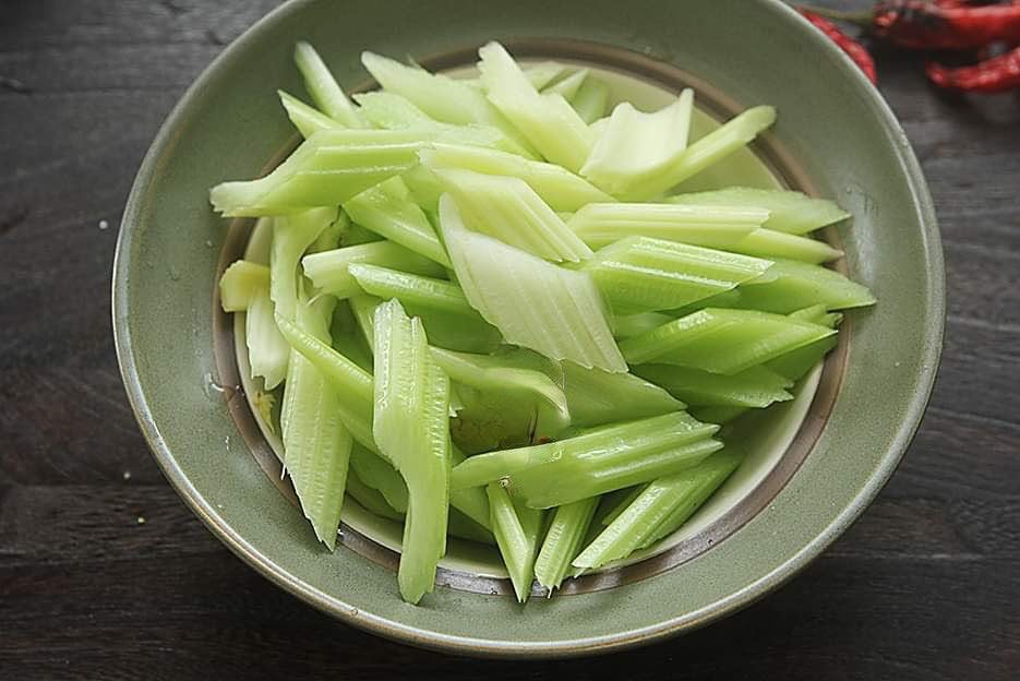 Nấu món này và mỗi tuần ăn 1 lần sẽ giúp giảm cân, loại bỏ tàn nhang và thanh lọc cơ thể tổng thể-4