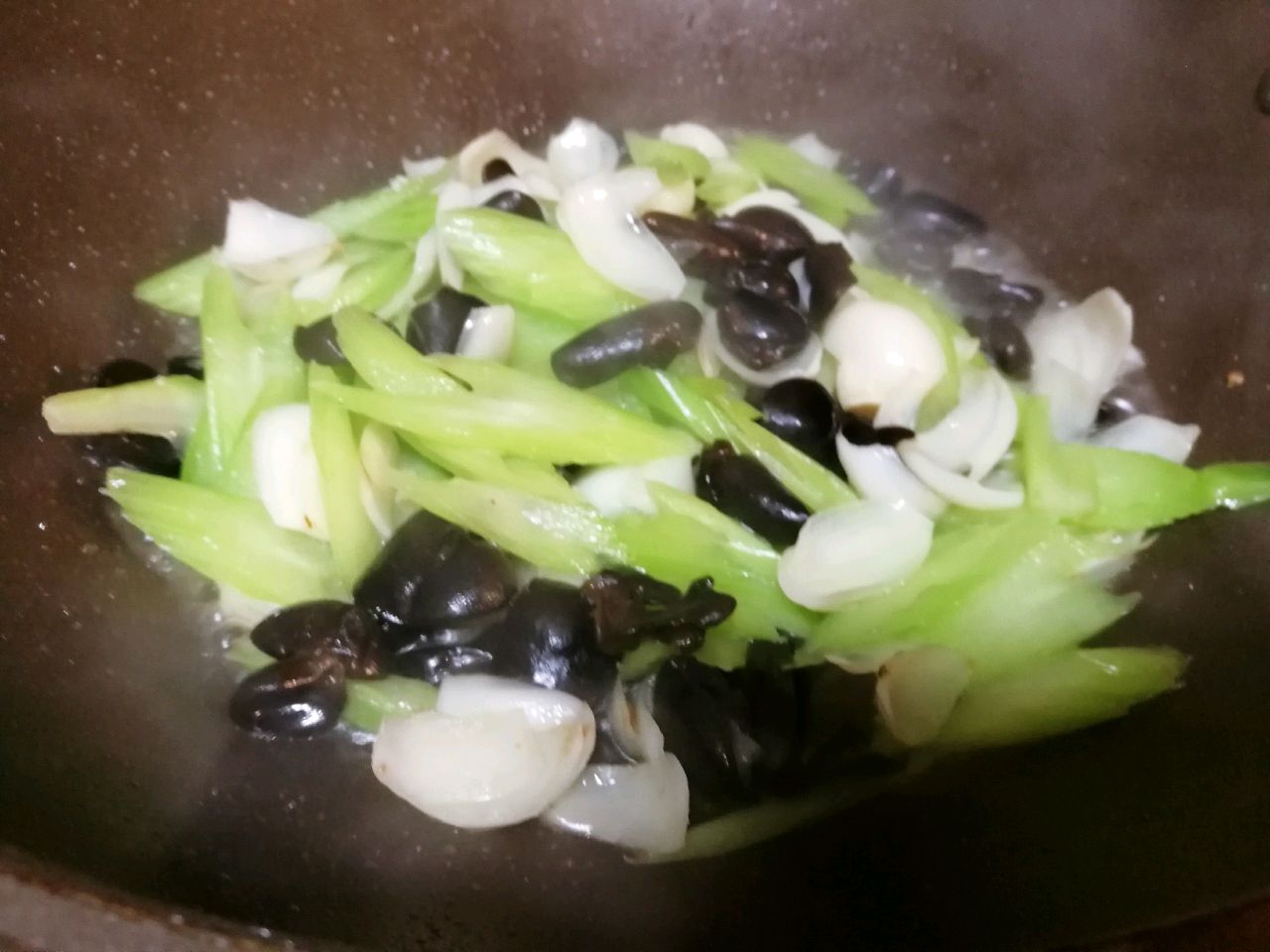 Nấu món này và mỗi tuần ăn 1 lần sẽ giúp giảm cân, loại bỏ tàn nhang và thanh lọc cơ thể tổng thể-8