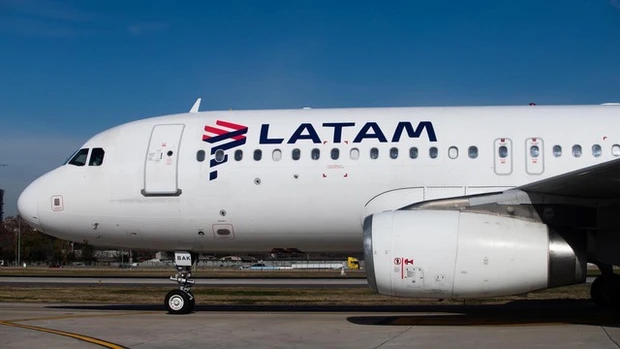 New Zealand: Boeing 787 rơi tự do một đoạn, nhiều khách bị hất lên nóc-1