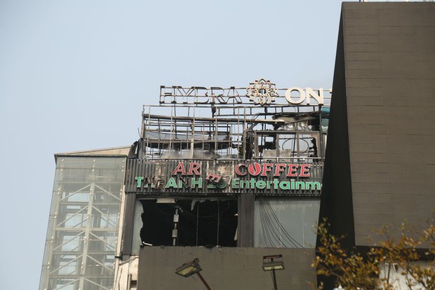 Nhân chứng kể lại giây phút phát hiện vụ cháy trên nóc tòa OCD: Nhiều tiếng nổ phát ra khiến ai cũng hoảng sợ-3