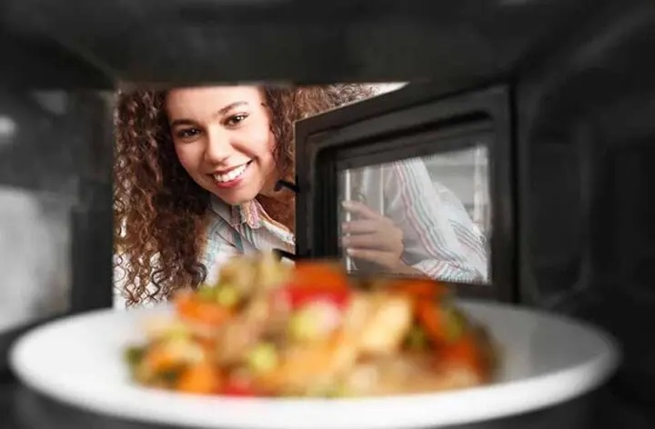 10 mẹo dùng lò vi sóng thần thánh bạn không nên bỏ qua-2