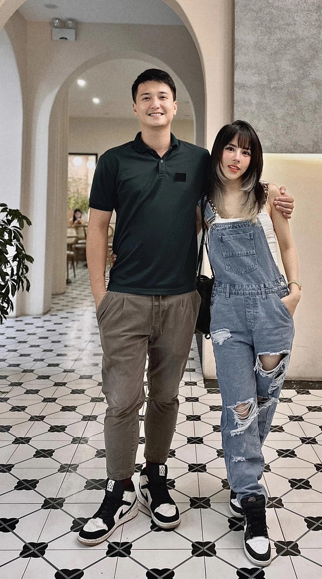 Nam thần Vbiz hẹn hò mẹ đơn thân hơn 6 tuổi: Chuẩn bị cưới sau 4 năm gắn bó-9