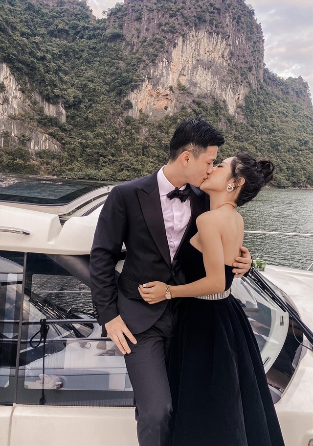 Nam thần Vbiz hẹn hò mẹ đơn thân hơn 6 tuổi: Chuẩn bị cưới sau 4 năm gắn bó-8