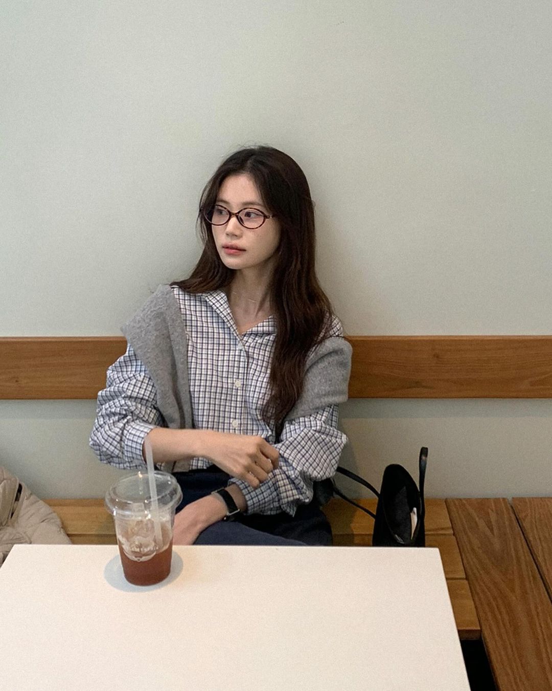 5 kiểu họa tiết hack tuổi, giúp bạn trông trẻ trung hơn-2