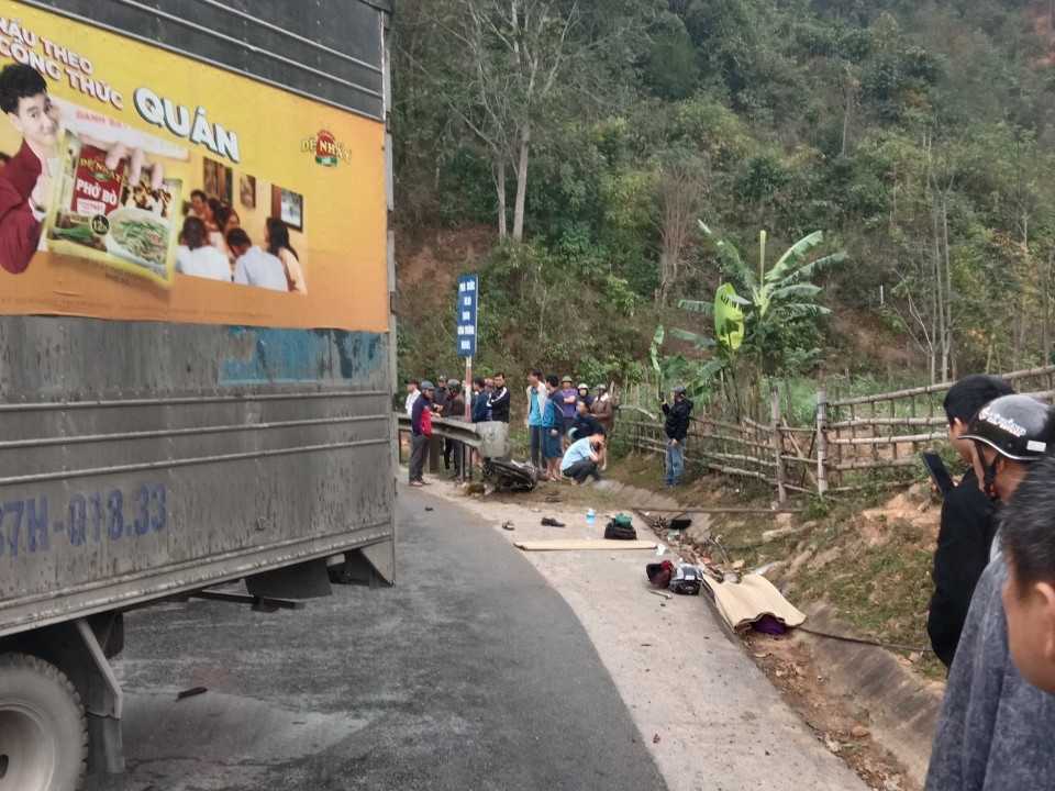 Hoàn cảnh đáng thương của nam sinh lớp 11 mất cả cha và mẹ sau vụ tai nạn giao thông-1