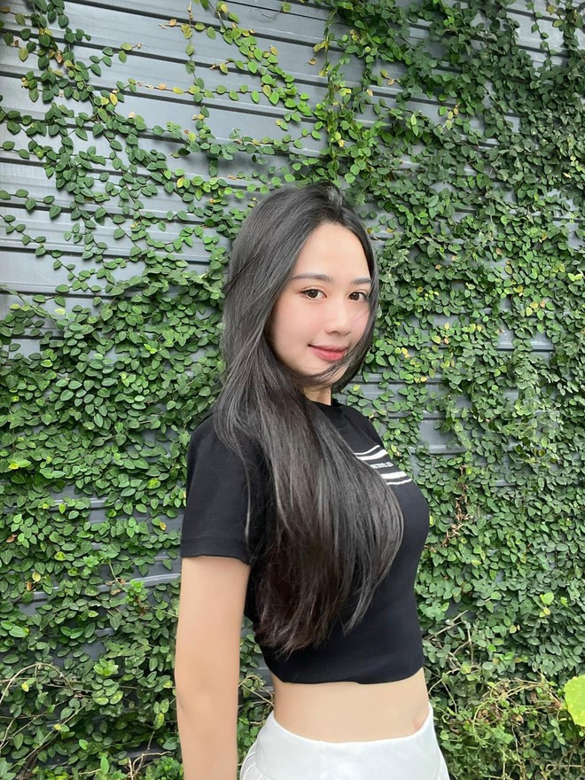 Mối tình của Hoài Lâm và bạn gái kém 8 tuổi-5